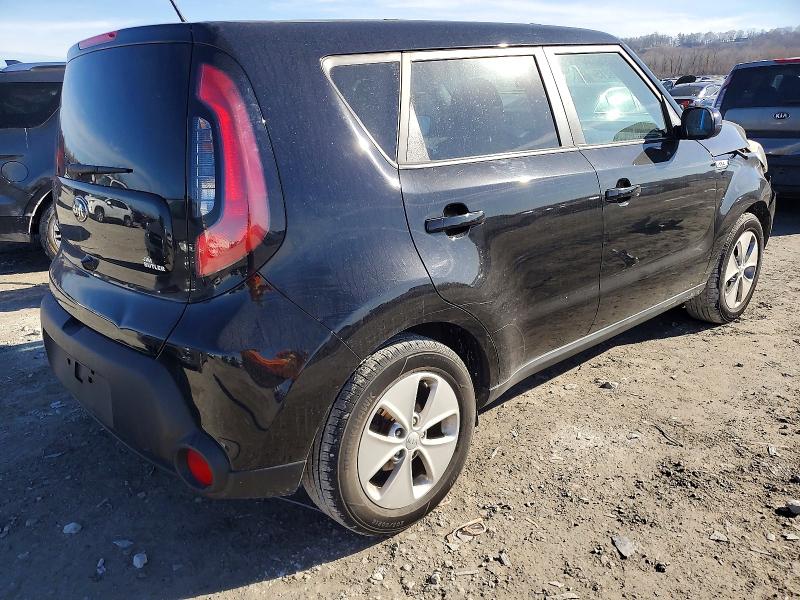 Photo 3 from auction – 2016 KIA SOUL with VIN KNDJN2A27G7372955
