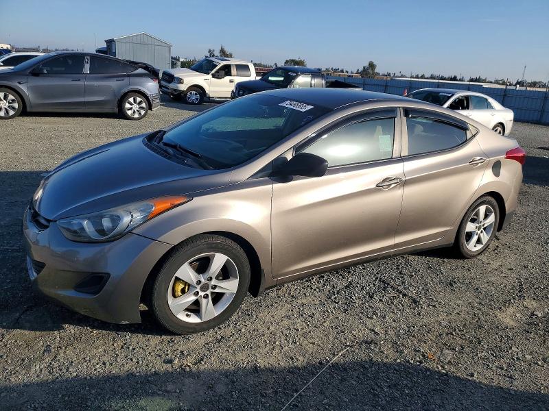HYUNDAI ELANTRA GL 2013 with VIN 5NPDH4AE0DH423147 - Photo from auction