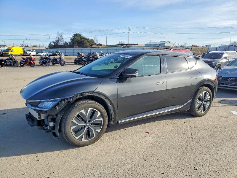 KIA EV6 LIGHT 2022 with VIN KNDC3DLCXN5029050 - Photo from auction