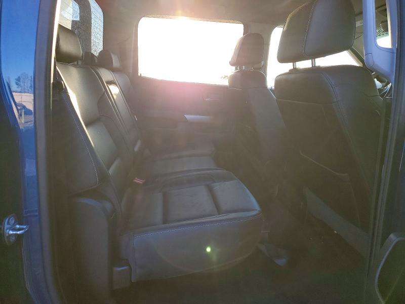 Photo 10 from auction – 2018 CHEVROLET SILVERADO with VIN 3GCUKREC5JG341202