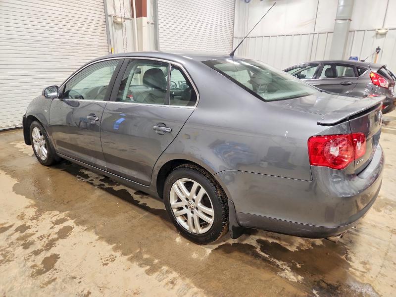 Photo 2 from auction – 2007 VOLKSWAGEN JETTA WOLF with VIN 3VWEF81K47M184091