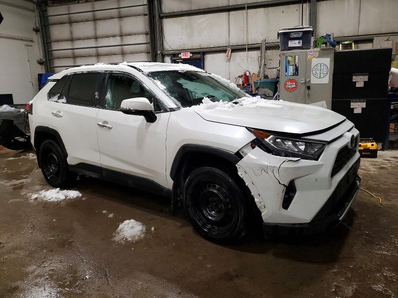 Photo 4 from auction – 2019 TOYOTA RAV4 LIMIT with VIN 2T3D1RFV8KW003331