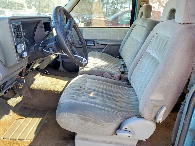 Photo 7 from auction – 1994 CHEVROLET GMT-400 C1 with VIN 2GCEC19H6R1135478