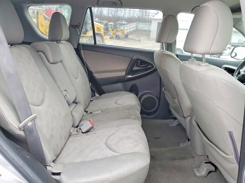 Photo 11 from auction – 2012 TOYOTA RAV4 with VIN 2T3BF4DV5CW195131