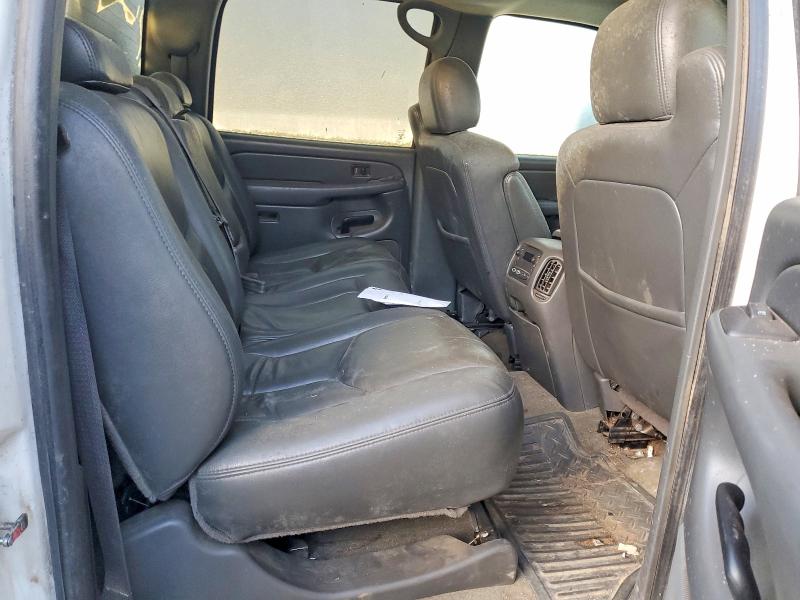 Photo 10 from auction – 2005 CHEVROLET SILVERADO with VIN 1GCJK33285F803785