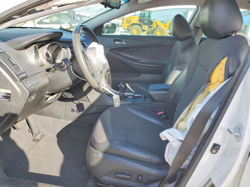 Photo 7 from auction – 2012 HYUNDAI SONATA SE with VIN 5NPEC4ABXCH344611