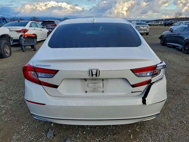 Photo 6 from auction – 2019 HONDA ACCORD HYB with VIN 1HGCV3F55KA021024