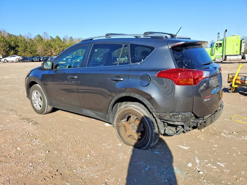 Photo 2 from auction – 2015 TOYOTA RAV4 LE with VIN JTMZFREV0FD074244