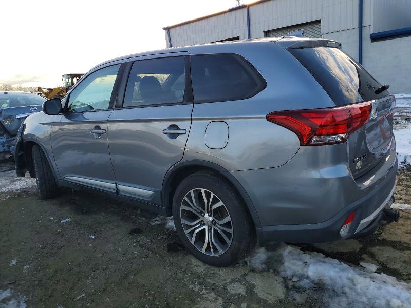 Photo 2 from auction – 2017 MITSUBISHI OUTLANDER with VIN JA4AD2A34HZ031475