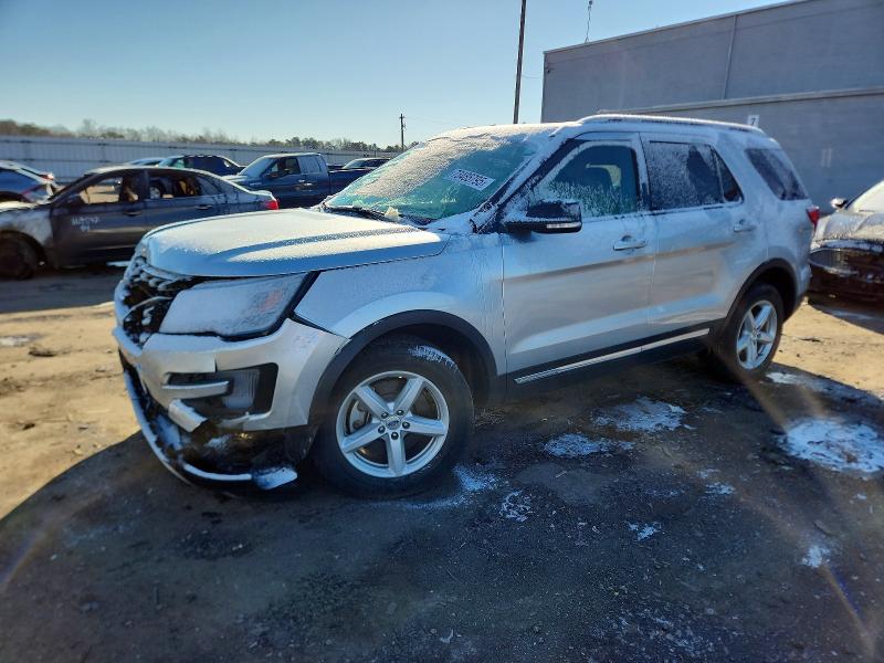 FORD EXPLORER X 2017 with VIN 1FM5K8D87HGD96635 - Photo from auction