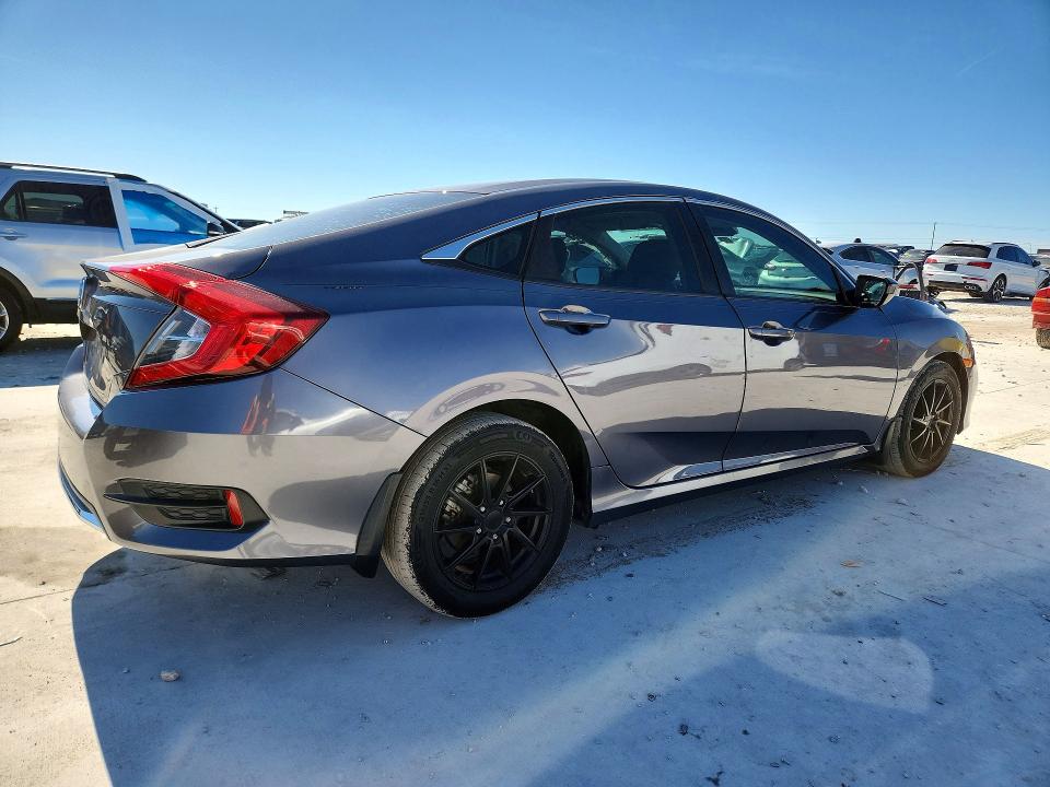 Photo 3 from auction – 2019 HONDA CIVIC with VIN 19XFC2F64KE042125