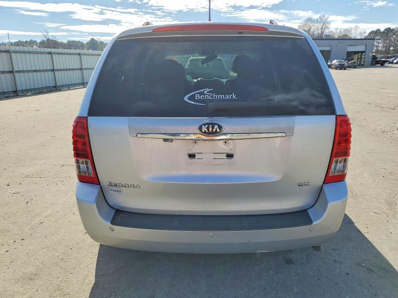 Photo 6 from auction – 2014 KIA SEDONA with VIN KNDMH4C74E6554348