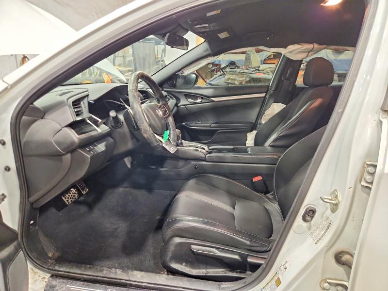 Photo 7 from auction – 2020 HONDA CIVIC SPOR with VIN 2HGFC2F86LH557362