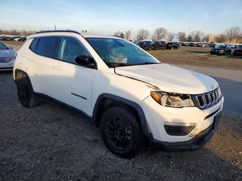 Photo 4 from auction – 2019 JEEP COMPASS with VIN 3C4NJCAB4KT615810