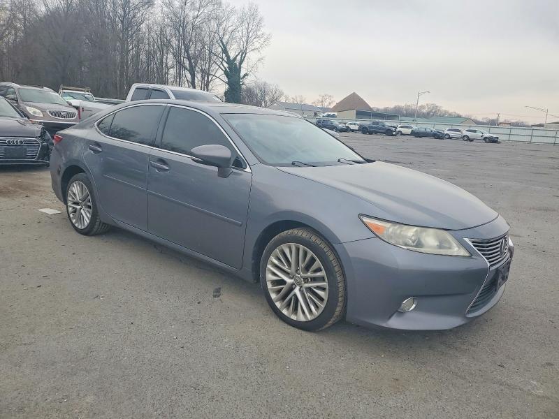 Photo 4 from auction – 2013 LEXUS ES with VIN JTHBK1GG1D2068215