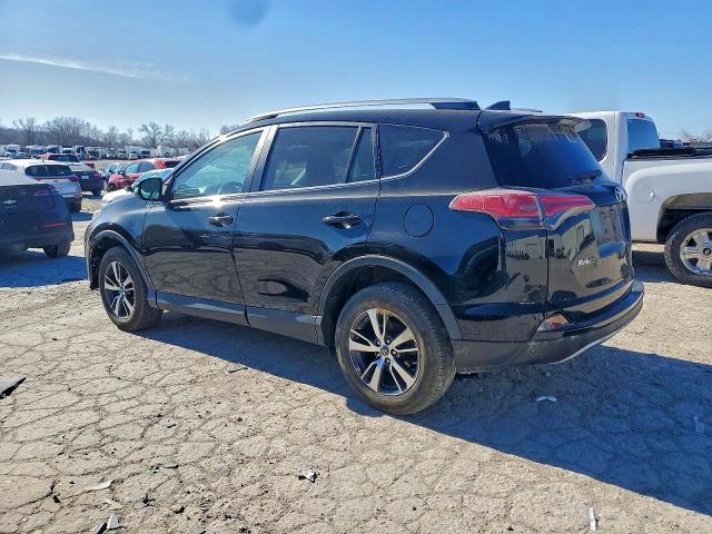 Photo 2 from auction – 2018 TOYOTA RAV4 ADVEN with VIN 2T3RFREV6JW837251