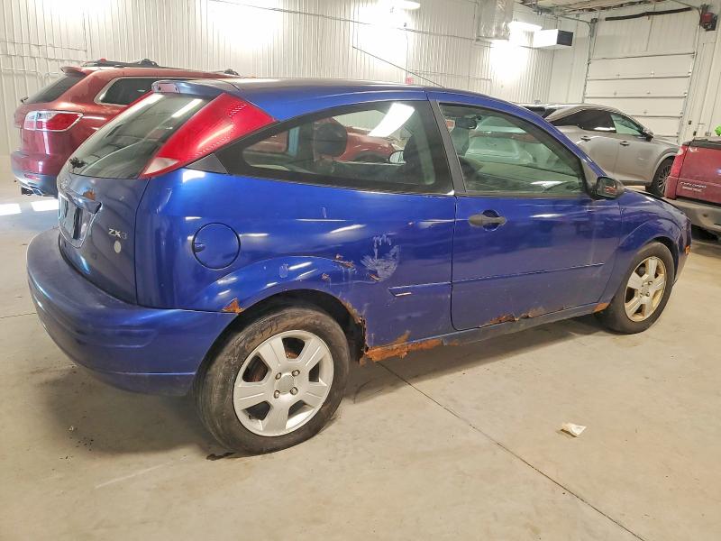 Photo 3 from auction – 2005 FORD FOCUS ZX3 with VIN 3FAFP31N85R123656