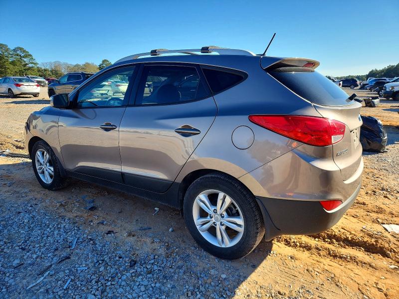 Photo 2 from auction – 2013 HYUNDAI TUCSON with VIN KM8JU3AC3DU726321
