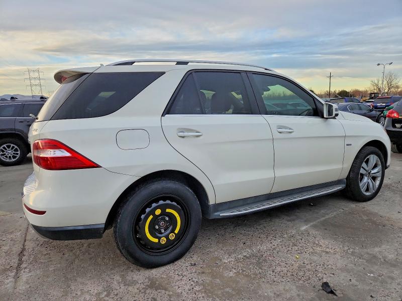 Photo 3 from auction – 2012 MERCEDES-BENZ ML 350 BLU with VIN 4JGDA2EB8CA030104