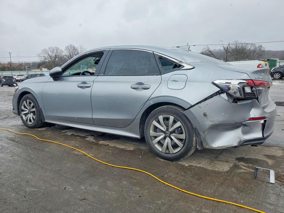 Photo 2 from auction – 2023 HONDA CIVIC with VIN 2HGFE2F29PH539580