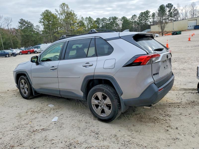 Photo 2 from auction – 2023 TOYOTA RAV4 XLE with VIN JTMP1RFV8PD094442