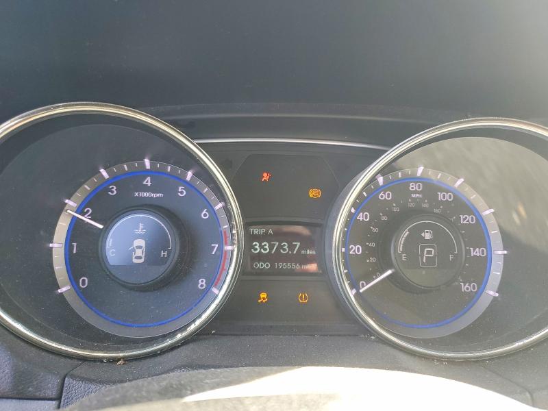 Photo 9 from auction – 2012 HYUNDAI SONATA SE with VIN 5NPEC4AB1CH454480