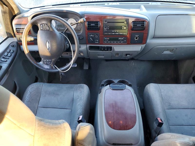 Photo 8 from auction – 2006 FORD F350 SUPER with VIN 1FTWW33P56EB44609