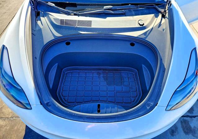 Photo 11 from auction – 2023 TESLA MODEL 3 with VIN 5YJ3E1EA5PF501810