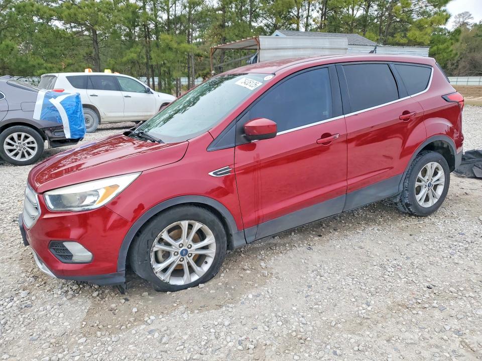 FORD ESCAPE SE 2019 with VIN 1FMCU0GD6KUC03203 - Photo from auction