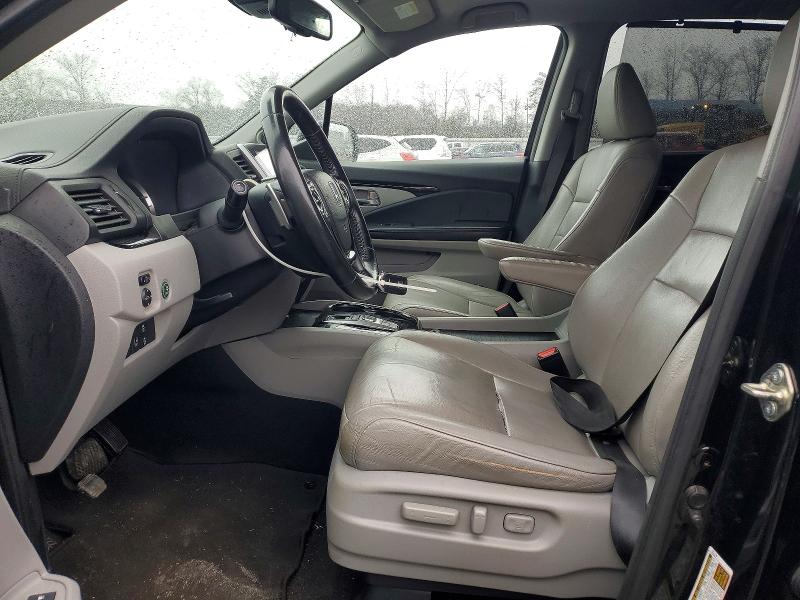Photo 7 from auction – 2016 HONDA PILOT TOUR with VIN 5FNYF5H91GB047731