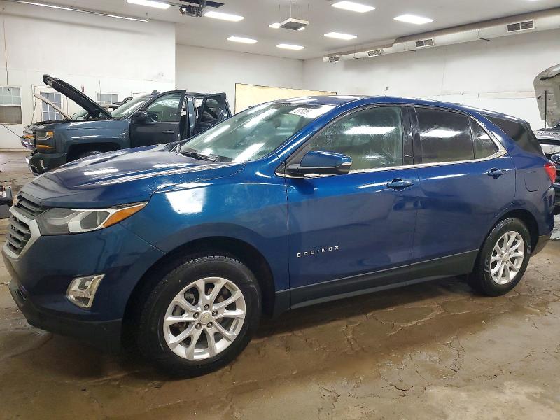 CHEVROLET EQUINOX 2019 with VIN 3GNAXTEV8KL301859 - Photo from auction