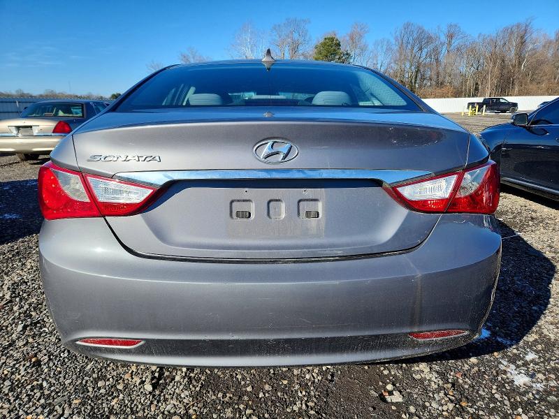 Photo 6 from auction – 2011 HYUNDAI SONATA with VIN 5NPEB4AC2BH257344