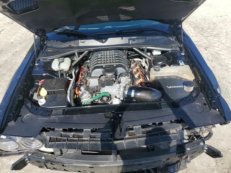 Photo 11 from auction – 2018 DODGE CHALLENGER with VIN 2C3CDZC99JH332455