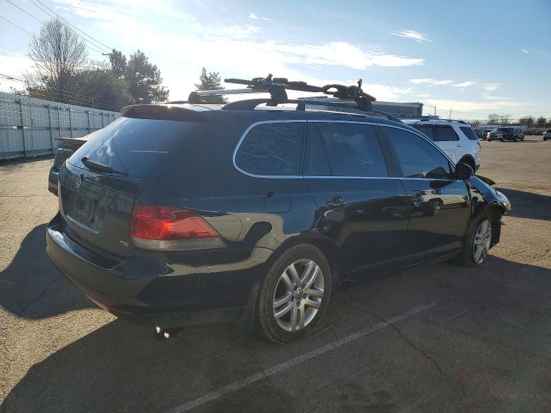 Photo 3 from auction – 2014 VOLKSWAGEN JETTA with VIN 3VWPL7AJ4EM623970