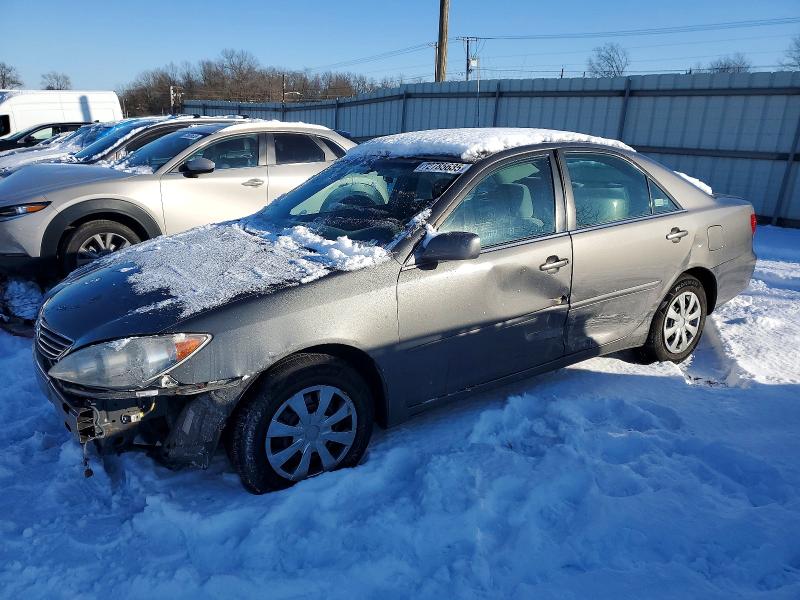 TOYOTA CAMRY 2006 with VIN 4T1BE32K16U726957 - Photo from auction