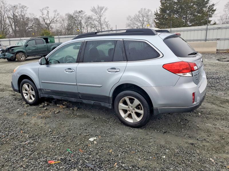 Photo 2 from auction – 2013 SUBARU OUTBACK 2. with VIN 4S4BRCGC3D3251627