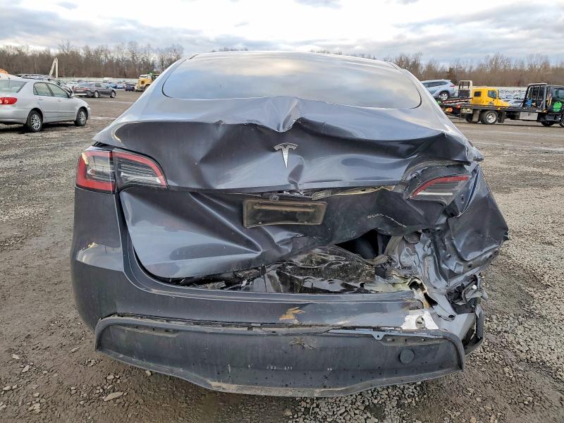 Photo 6 from auction – 2023 TESLA MODEL Y with VIN 7SAYGDEE5PA170814
