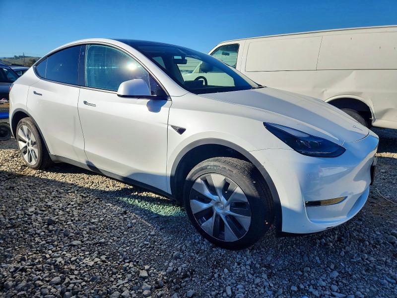 Photo 4 from auction – 2023 TESLA MODEL Y with VIN 7SAYGDEE1PF644874
