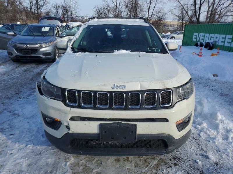 Photo 5 from auction – 2020 JEEP COMPASS with VIN 3C4NJDBB6LT165311