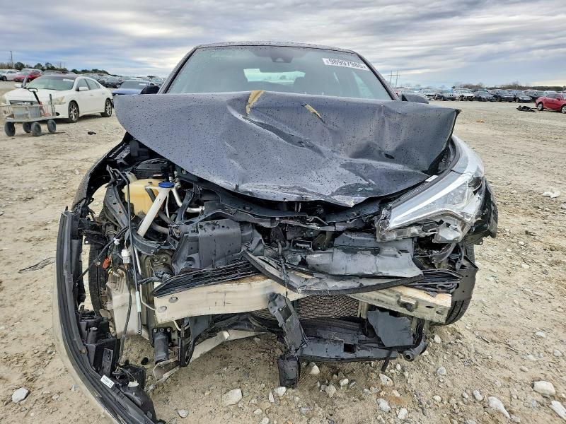 Photo 5 from auction – 2019 TOYOTA C-HR with VIN NMTKHMBX4KR076404