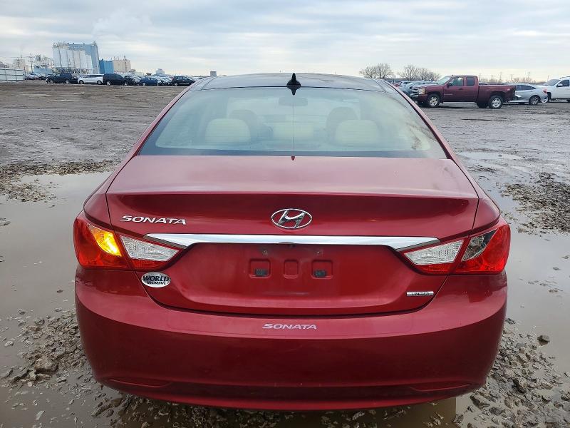 Photo 6 from auction – 2013 HYUNDAI SONATA SE with VIN 5NPEC4AC3DH576154