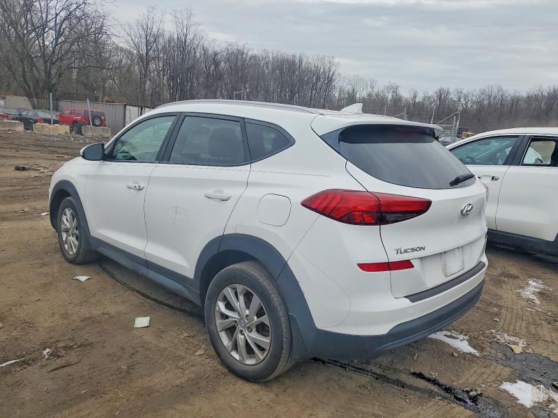Photo 2 from auction – 2019 HYUNDAI TUCSON LIM with VIN KM8J3CA42KU945778