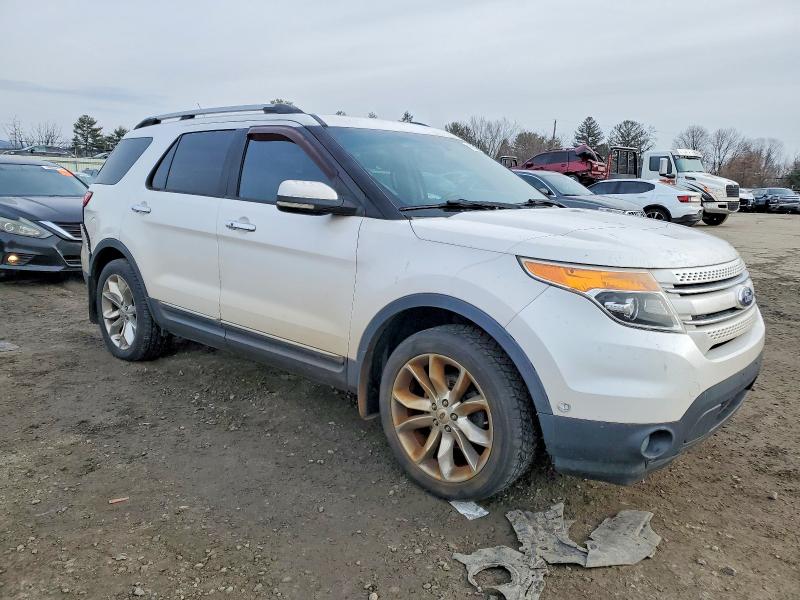 Photo 4 from auction – 2012 FORD EXPLORER L with VIN 1FMHK8F85CGA86664