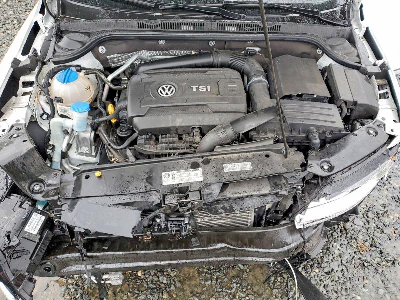 Photo 11 from auction – 2017 VOLKSWAGEN JETTA SEL with VIN 3VWL17AJ5HM374796