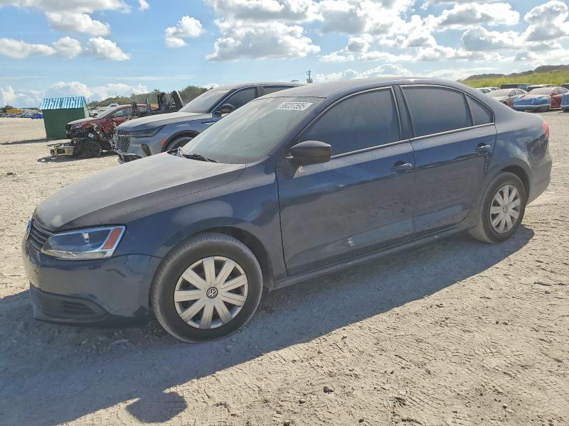 VOLKSWAGEN JETTA BASE 2014 with VIN 3VW2K7AJXEM319684 - Photo from auction