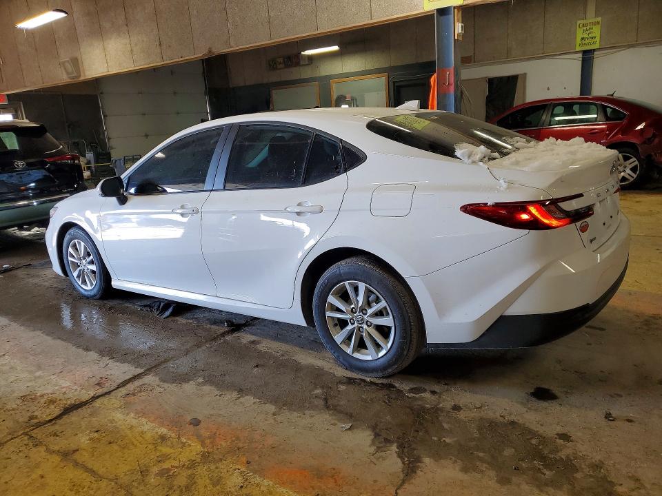 Photo 2 from auction – 2025 TOYOTA CAMRY with VIN 4T1DAACK3SU107567