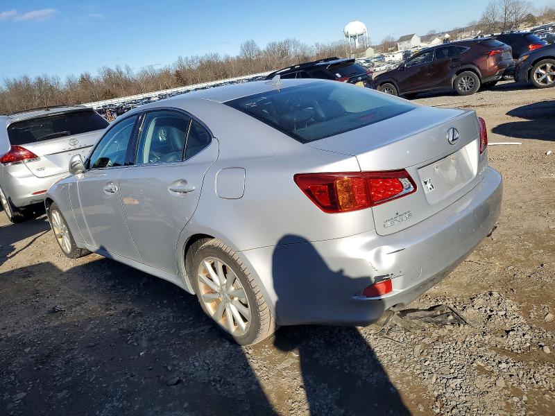 Photo 2 from auction – 2009 LEXUS IS 250 with VIN JTHCK262X95035753