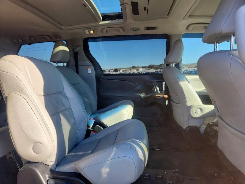 صورة رقم 11 من المزاد - 2015 TOYOTA SIENNA XLE مع VIN 5TDDK3DC8FS113010