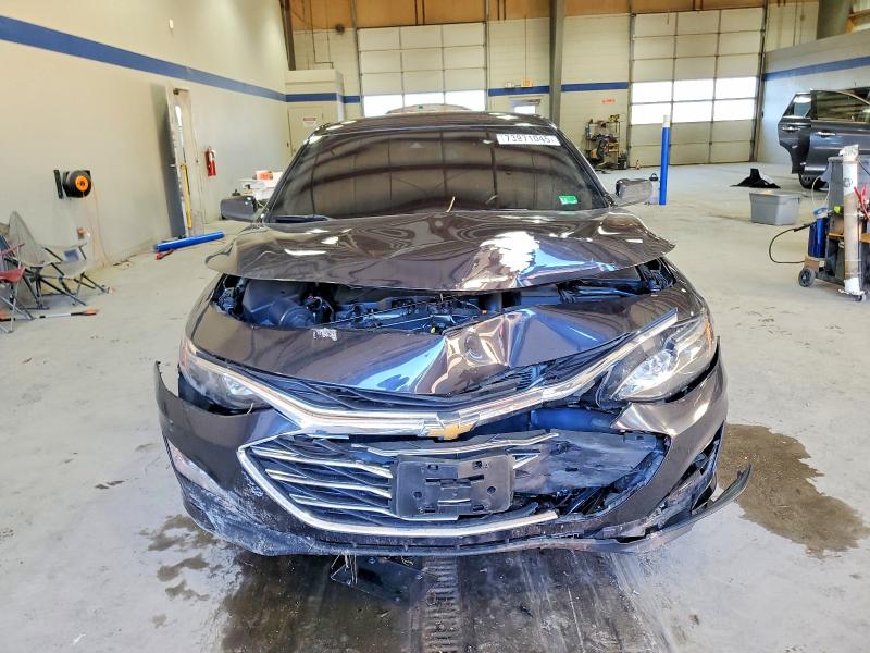 Photo 5 from auction – 2023 CHEVROLET MALIBU with VIN 1G1ZD5ST7PF189827