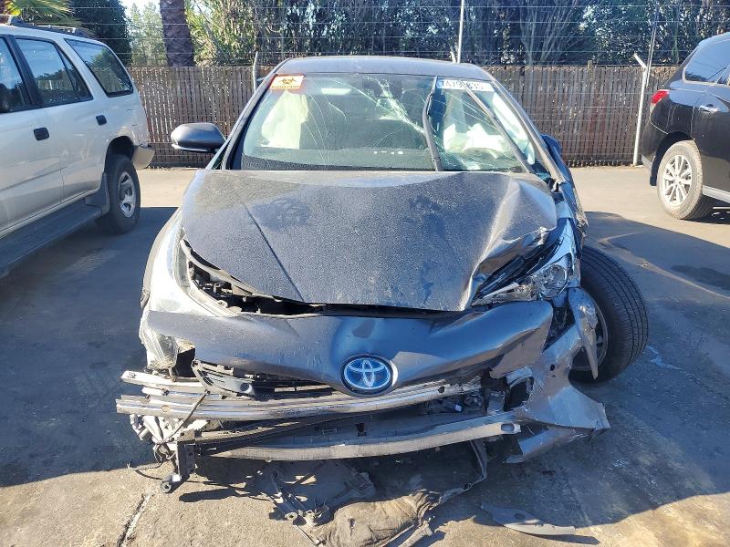 Photo 5 from auction – 2017 TOYOTA PRIUS with VIN JTDKARFU3H3042368